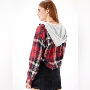💕4 for $10- American Eagle plaid shirt with built in hoodie